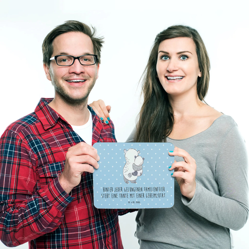 Mouse mat Hinter jeder gelungenen Familienfeier steht eine Tante mit einer Geheimzutat. Mauspad, Einzigartiges Mauspad, PC Zubehör, Mousepad, Designer Mauspad, Büroausstattung, Computer zubehör, Mauspad Büro, Mausunterlage, Arbeitszimmer, Familie, Vatertag, Muttertag, Bruder, Schwester, Mama, Papa, Oma, Opa