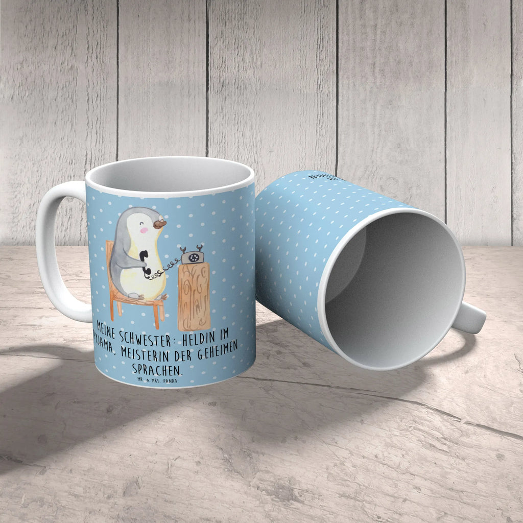 Tasse Schwester Heldin Bürotasse, Tasse mit Zitaten, Tasse mit Motiven, Tasse, Teetasse, Porzellantasse, Geschenktasse, Kaffeetasse, Keramiktasse, Familie, Vatertag, Muttertag, Bruder, Schwester, Mama, Papa, Oma, Opa
