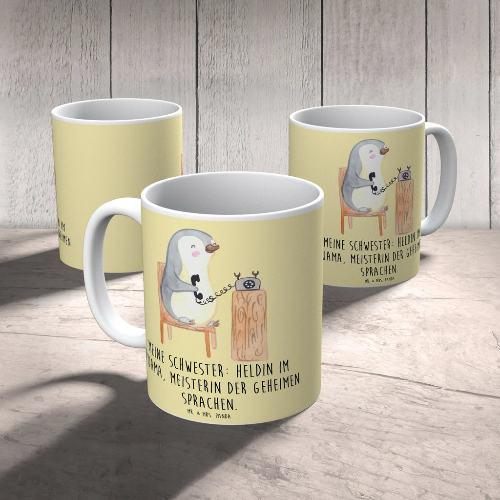 Tasse Schwester Heldin Bürotasse, Tasse mit Zitaten, Tasse mit Motiven, Tasse, Teetasse, Porzellantasse, Geschenktasse, Kaffeetasse, Keramiktasse, Familie, Vatertag, Muttertag, Bruder, Schwester, Mama, Papa, Oma, Opa