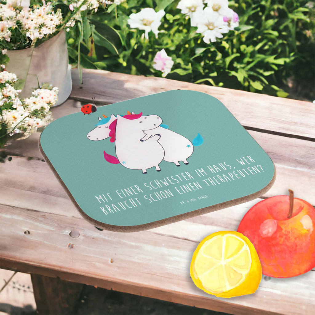 Square coaster Mit einer Schwester im Haus, wer braucht schon einen Therapeuten? Holzuntersetzer, Untersetzer Gläser, Korkuntersetzer, Untersetzer, Bierdeckel, Getränkeuntersetzer, Glasuntersetzer, Untersetzer Holz, Untersetzer aus Holz, Untersetzer für Gläser, Tassen Untersetzer, Untersetzer Design, Familie, Vatertag, Muttertag, Bruder, Schwester, Mama, Papa, Oma, Opa