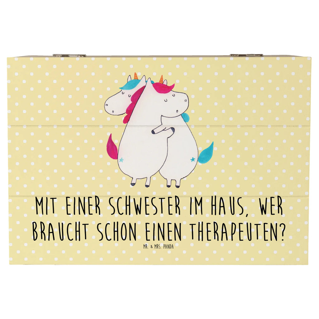 Wooden chest Mit einer Schwester im Haus, wer braucht schon einen Therapeuten? Dekokiste, Holzkiste, Geschenkdose, Kiste, Erinnerungsbox, Aufbewahrungsbox, Schatzkiste, Schatulle, Truhe, Geschenkbox, XXL, Erinnerungskiste, Familie, Vatertag, Muttertag, Bruder, Schwester, Mama, Papa, Oma, Opa