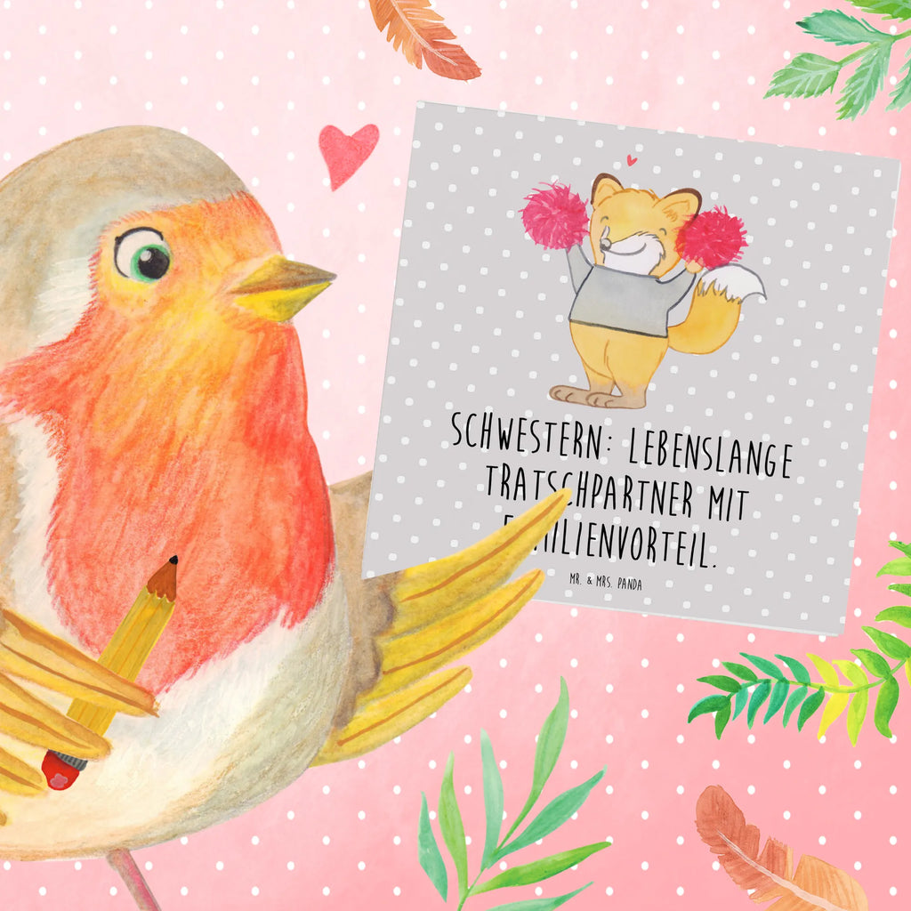 Deluxe Card Schwestern: Lebenslange Tratschpartner mit Familienvorteil. Hochzeitskarte, Karte, Hochwertige Klappkarte, Grußkarte, Glückwunschkarte, Einladungskarte, Geburtstagskarte, Hochwertige Grußkarte, Klappkarte, Familie, Vatertag, Muttertag, Bruder, Schwester, Mama, Papa, Oma, Opa