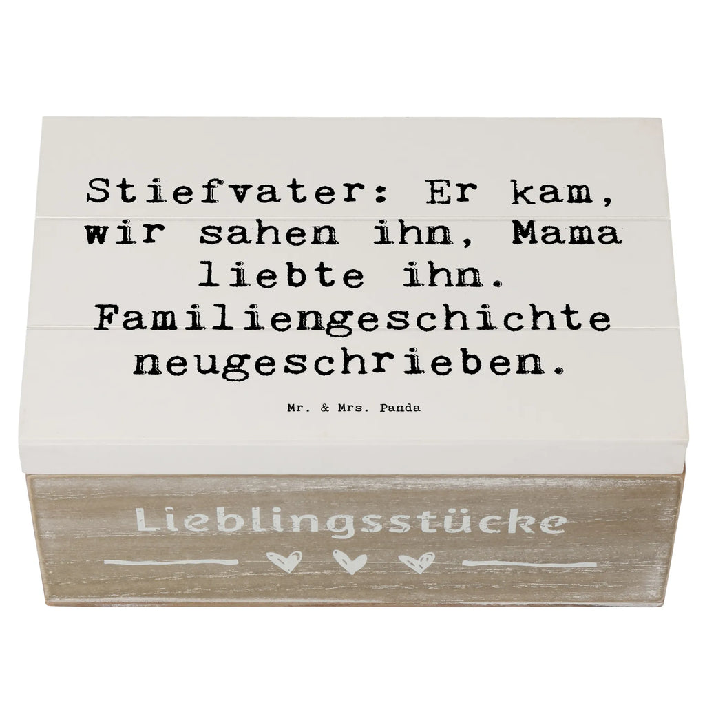 Wooden chest Saying Stiefvater: Er kam, wir sahen ihn, Mama liebte ihn. Familiengeschichte neugeschrieben. XXL, Schatulle, Erinnerungskiste, Schatzkiste, Aufbewahrungsbox, Truhe, Geschenkdose, Geschenkbox, Erinnerungsbox, Dekokiste, Holzkiste, Kiste, Familie, Vatertag, Muttertag, Bruder, Schwester, Mama, Papa, Oma, Opa