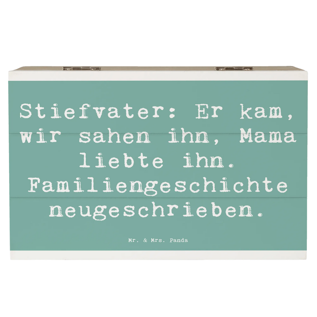 Wooden chest Saying Stiefvater: Er kam, wir sahen ihn, Mama liebte ihn. Familiengeschichte neugeschrieben. XXL, Schatulle, Erinnerungskiste, Schatzkiste, Aufbewahrungsbox, Truhe, Geschenkdose, Geschenkbox, Erinnerungsbox, Dekokiste, Holzkiste, Kiste, Familie, Vatertag, Muttertag, Bruder, Schwester, Mama, Papa, Oma, Opa