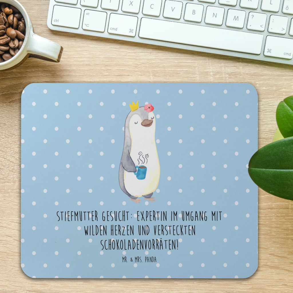 Mouse mat Stiefmutter gesucht: Expertin im Umgang mit wilden Herzen und versteckten Schokoladenvorräten! Einzigartiges Mauspad, Designer Mauspad, Arbeitszimmer, Mauspad Büro, Computer zubehör, Mausunterlage, Büroausstattung, PC Zubehör, Mousepad, Mauspad, Familie, Vatertag, Muttertag, Bruder, Schwester, Mama, Papa, Oma, Opa