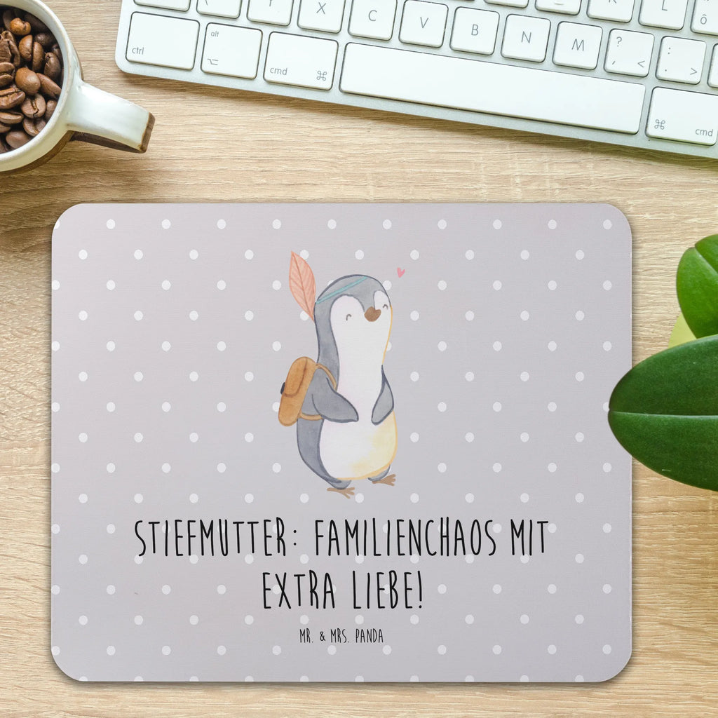 Mouse mat Stiefmutter: Familienchaos mit extra Liebe! Mauspad, Designer Mauspad, Arbeitszimmer, Büroausstattung, Mauspad Büro, Einzigartiges Mauspad, Mausunterlage, Computer zubehör, PC Zubehör, Mousepad, Familie, Vatertag, Muttertag, Bruder, Schwester, Mama, Papa, Oma, Opa