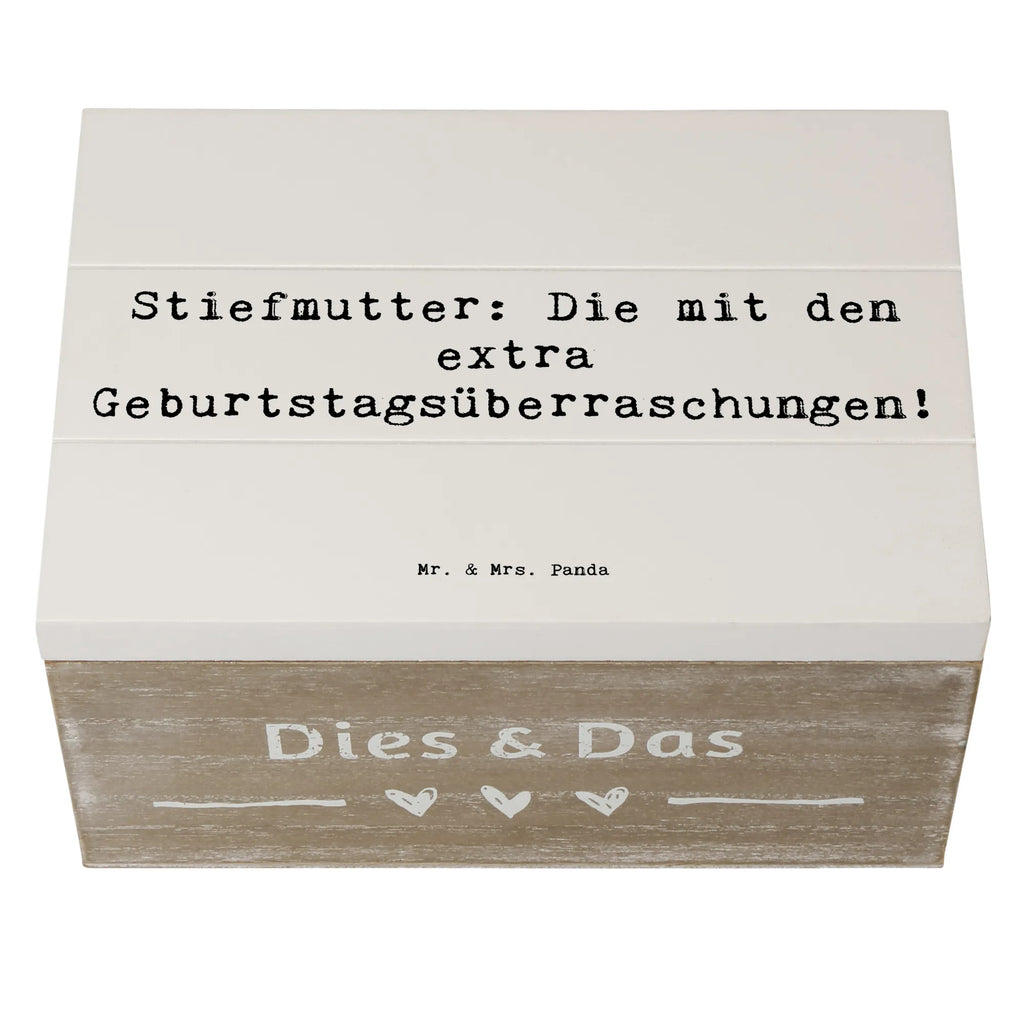 Holzkiste Spruch Stiefmutter Überraschungen Erinnerungskiste, Schatulle, Aufbewahrungsbox, Geschenkbox, Holzkiste, Geschenkdose, Schatzkiste, Truhe, Kiste, XXL, Dekokiste, Erinnerungsbox, Familie, Vatertag, Muttertag, Bruder, Schwester, Mama, Papa, Oma, Opa