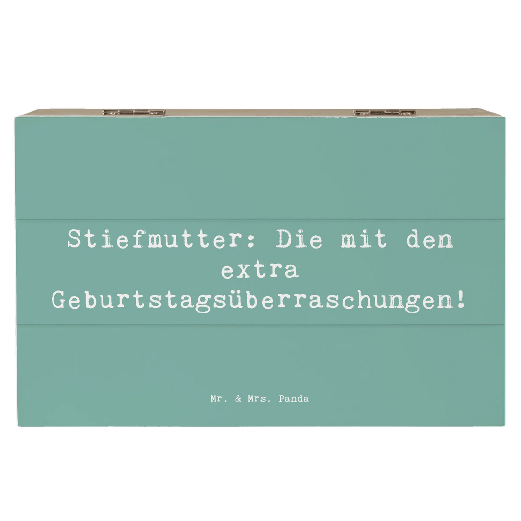 Holzkiste Spruch Stiefmutter Überraschungen Erinnerungskiste, Schatulle, Aufbewahrungsbox, Geschenkbox, Holzkiste, Geschenkdose, Schatzkiste, Truhe, Kiste, XXL, Dekokiste, Erinnerungsbox, Familie, Vatertag, Muttertag, Bruder, Schwester, Mama, Papa, Oma, Opa