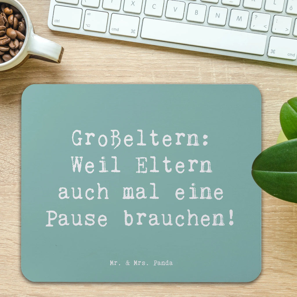 Mouse mat Saying Großeltern: Weil Eltern auch mal eine Pause brauchen! Mousepad, Computer zubehör, Büroausstattung, PC Zubehör, Arbeitszimmer, Mauspad, Einzigartiges Mauspad, Designer Mauspad, Mausunterlage, Mauspad Büro, Familie, Vatertag, Muttertag, Bruder, Schwester, Mama, Papa, Oma, Opa