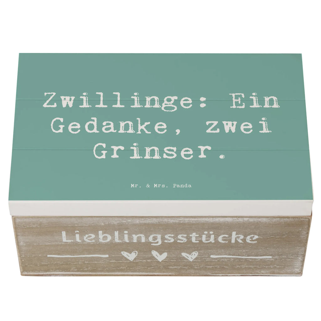 Wooden chest Saying Zwillinge: Ein Gedanke, zwei Grinser. Geschenkdose, Erinnerungsbox, Holzkiste, Schatzkiste, Geschenkbox, Aufbewahrungsbox, Schatulle, Erinnerungskiste, XXL, Kiste, Dekokiste, Truhe, Familie, Vatertag, Muttertag, Bruder, Schwester, Mama, Papa, Oma, Opa