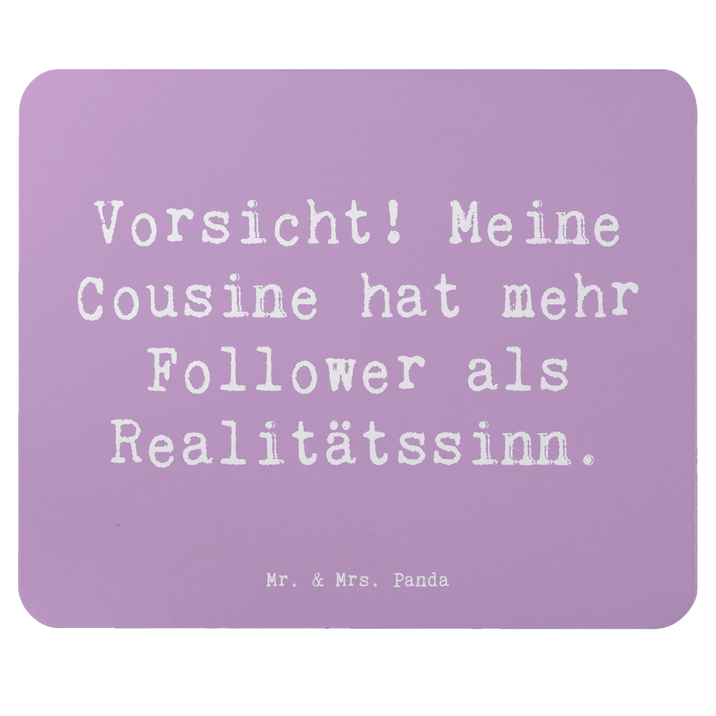 Mouse mat Saying Vorsicht! Meine Cousine hat mehr Follower als Realitätssinn. Mousepad, Computer zubehör, Büroausstattung, PC Zubehör, Arbeitszimmer, Mauspad, Einzigartiges Mauspad, Designer Mauspad, Mausunterlage, Mauspad Büro, Familie, Vatertag, Muttertag, Bruder, Schwester, Mama, Papa, Oma, Opa