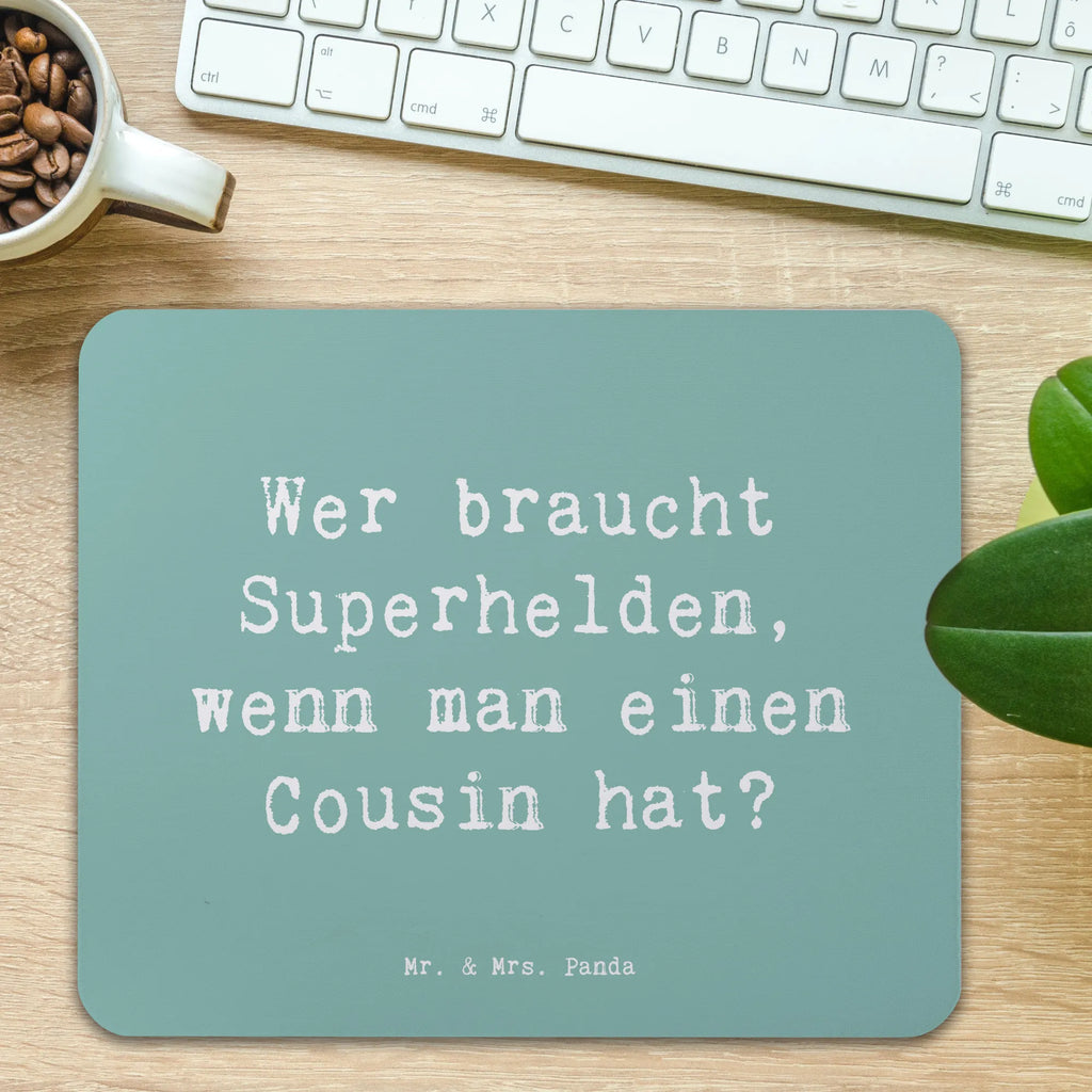 Mouse mat Saying Wer braucht Superhelden, wenn man einen Cousin hat? Mousepad, Computer zubehör, Büroausstattung, PC Zubehör, Arbeitszimmer, Mauspad, Einzigartiges Mauspad, Designer Mauspad, Mausunterlage, Mauspad Büro, Familie, Vatertag, Muttertag, Bruder, Schwester, Mama, Papa, Oma, Opa