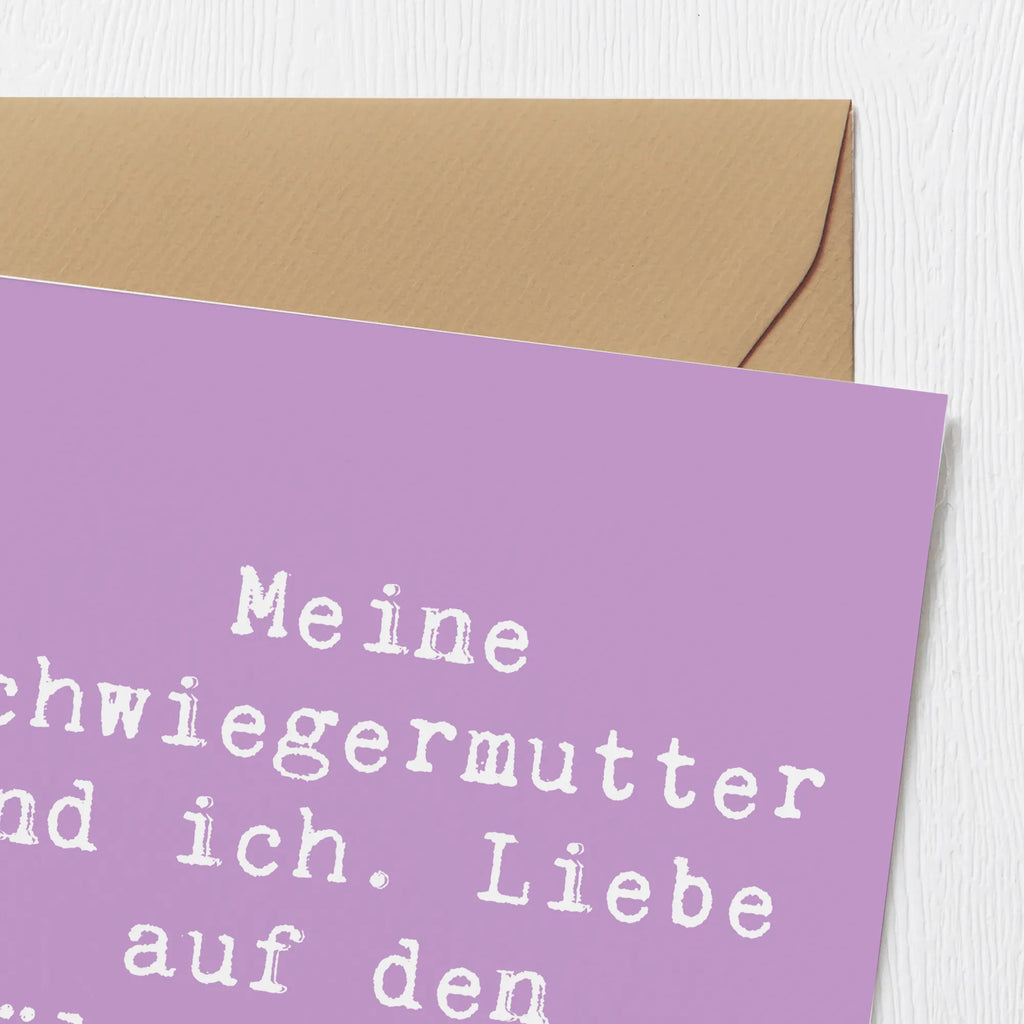 Deluxe Card Saying Meine Schwiegermutter und ich. Liebe auf den zwölften Blick. Karte, Grußkarte, Klappkarte, Hochwertige Grußkarte, Geburtstagskarte, Einladungskarte, Hochwertige Klappkarte, Glückwunschkarte, Hochzeitskarte, Familie, Vatertag, Muttertag, Bruder, Schwester, Mama, Papa, Oma, Opa