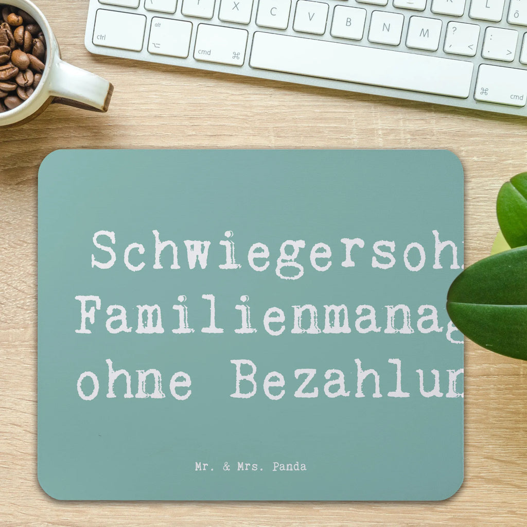 Mouse mat Saying Schwiegersohn: Familienmanager ohne Bezahlung. Mousepad, Computer zubehör, Büroausstattung, PC Zubehör, Arbeitszimmer, Mauspad, Einzigartiges Mauspad, Designer Mauspad, Mausunterlage, Mauspad Büro, Familie, Vatertag, Muttertag, Bruder, Schwester, Mama, Papa, Oma, Opa
