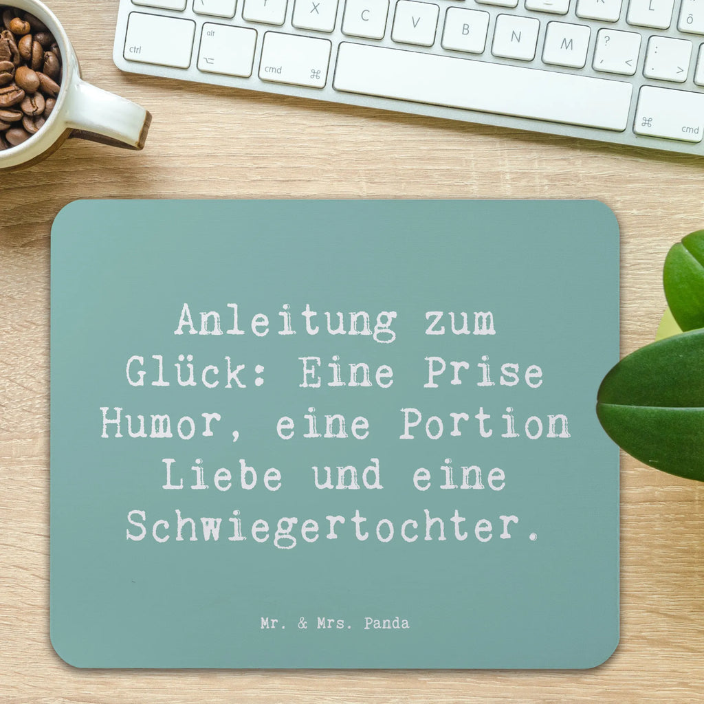 Mouse mat Saying Anleitung zum Glück: Eine Prise Humor, eine Portion Liebe und eine Schwiegertochter. Mousepad, Computer zubehör, Büroausstattung, PC Zubehör, Arbeitszimmer, Mauspad, Einzigartiges Mauspad, Designer Mauspad, Mausunterlage, Mauspad Büro, Familie, Vatertag, Muttertag, Bruder, Schwester, Mama, Papa, Oma, Opa