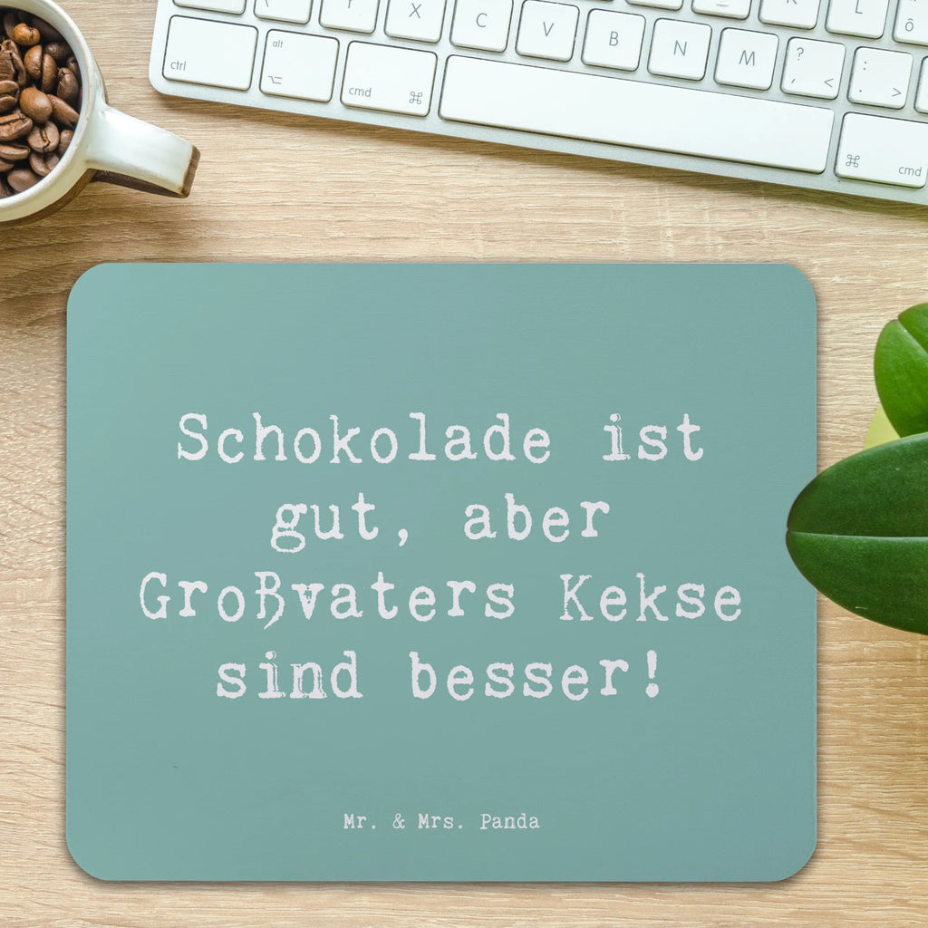 Mouse mat Saying Schokolade ist gut, aber Großvaters Kekse sind besser! Mousepad, Computer zubehör, Büroausstattung, PC Zubehör, Arbeitszimmer, Mauspad, Einzigartiges Mauspad, Designer Mauspad, Mausunterlage, Mauspad Büro, Familie, Vatertag, Muttertag, Bruder, Schwester, Mama, Papa, Oma, Opa
