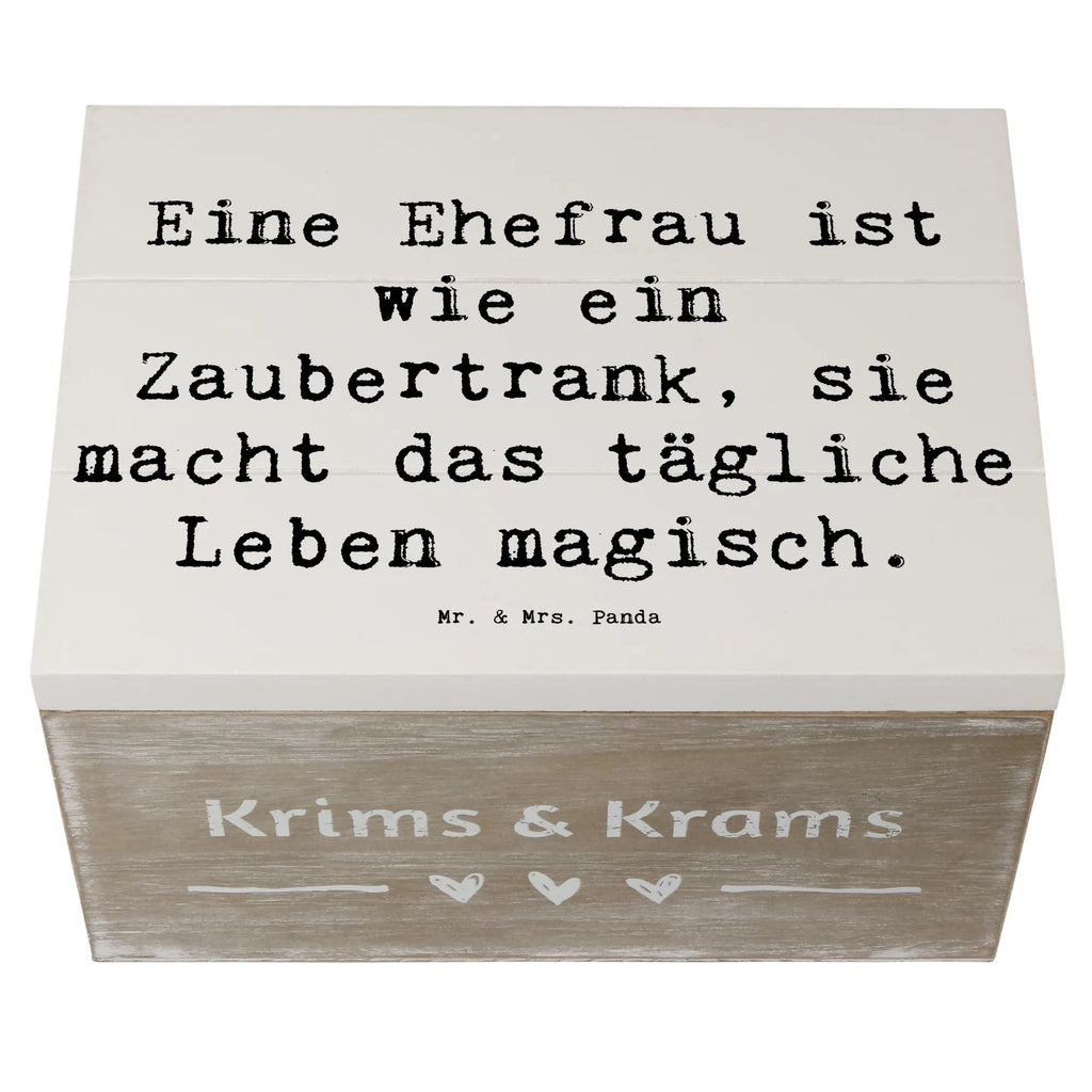 Wooden chest Saying Eine Ehefrau ist wie ein Zaubertrank, sie macht das tägliche Leben magisch. Erinnerungsbox, Aufbewahrungsbox, Erinnerungskiste, Schatzkiste, Kiste, Geschenkbox, Holzkiste, Geschenkdose, XXL, Truhe, Dekokiste, Schatulle, Familie, Vatertag, Muttertag, Bruder, Schwester, Mama, Papa, Oma, Opa