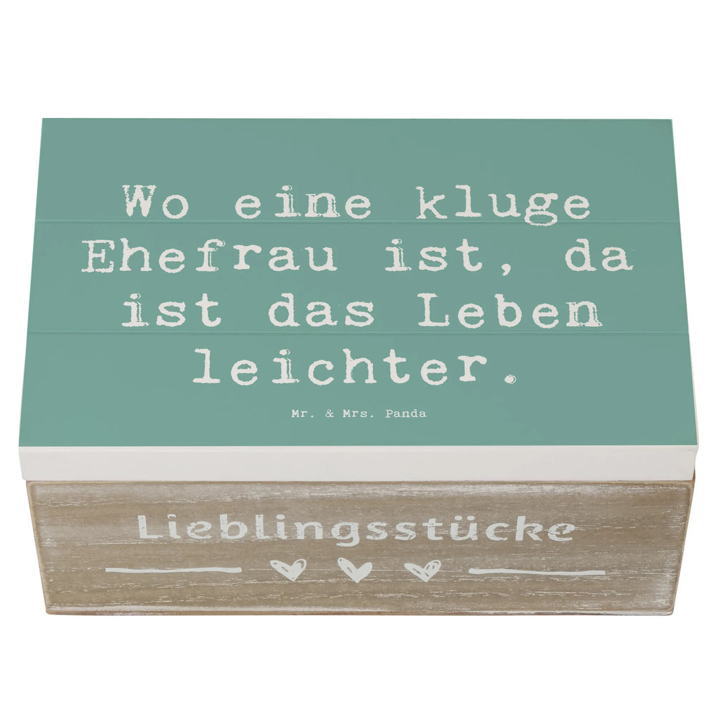 Wooden chest Saying Wo eine kluge Ehefrau ist, da ist das Leben leichter. Geschenkdose, Erinnerungskiste, Erinnerungsbox, Schatulle, Dekokiste, Holzkiste, Schatzkiste, XXL, Geschenkbox, Aufbewahrungsbox, Kiste, Truhe, Familie, Vatertag, Muttertag, Bruder, Schwester, Mama, Papa, Oma, Opa