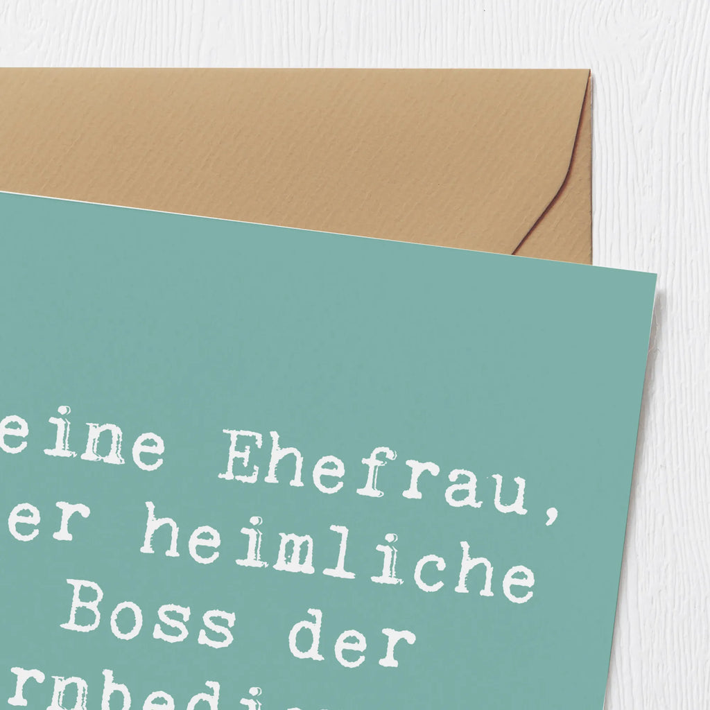 Deluxe Karte Spruch Ehefrau Boss Geburtstagskarte, Hochwertige Klappkarte, Grußkarte, Glückwunschkarte, Hochwertige Grußkarte, Klappkarte, Karte, Hochzeitskarte, Einladungskarte, Familie, Vatertag, Muttertag, Bruder, Schwester, Mama, Papa, Oma, Opa