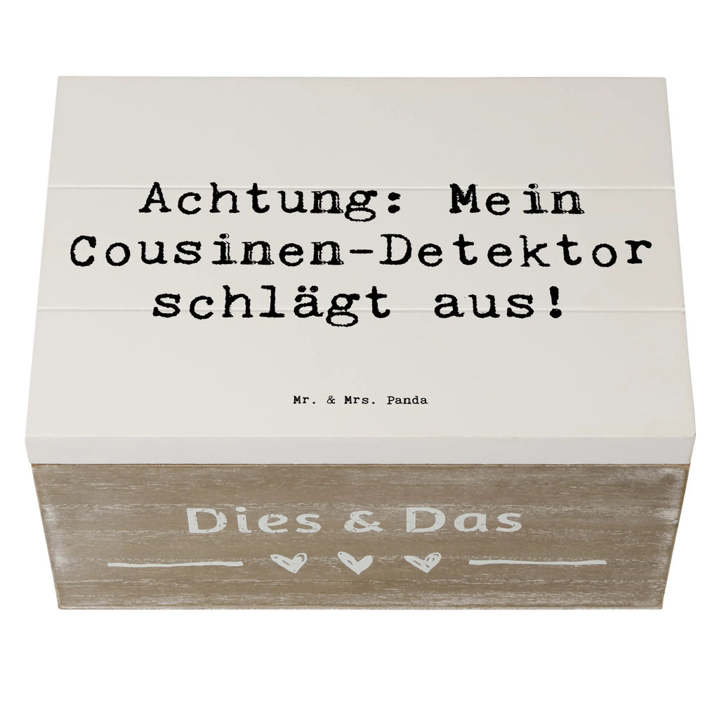 Wooden chest Saying Achtung: Mein Cousinen-Detektor schlägt aus! XXL, Kiste, Holzkiste, Truhe, Geschenkdose, Aufbewahrungsbox, Schatzkiste, Dekokiste, Erinnerungskiste, Schatulle, Geschenkbox, Erinnerungsbox, Familie, Vatertag, Muttertag, Bruder, Schwester, Mama, Papa, Oma, Opa