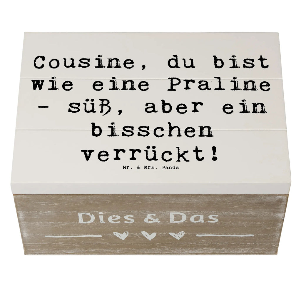 Holzkiste Spruch Cousine Praline Kiste, Truhe, XXL, Geschenkdose, Aufbewahrungsbox, Schatulle, Holzkiste, Geschenkbox, Schatzkiste, Dekokiste, Erinnerungsbox, Erinnerungskiste, Familie, Vatertag, Muttertag, Bruder, Schwester, Mama, Papa, Oma, Opa