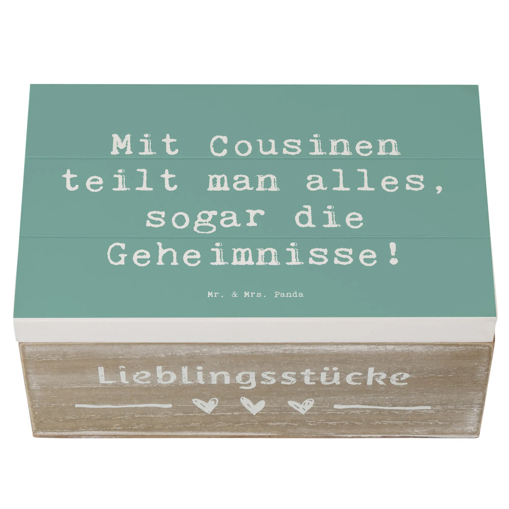Holzkiste Spruch Cousine Geheimnisse Kiste, Aufbewahrungsbox, Erinnerungsbox, Dekokiste, Geschenkdose, Schatzkiste, Truhe, Schatulle, XXL, Geschenkbox, Erinnerungskiste, Holzkiste, Familie, Vatertag, Muttertag, Bruder, Schwester, Mama, Papa, Oma, Opa