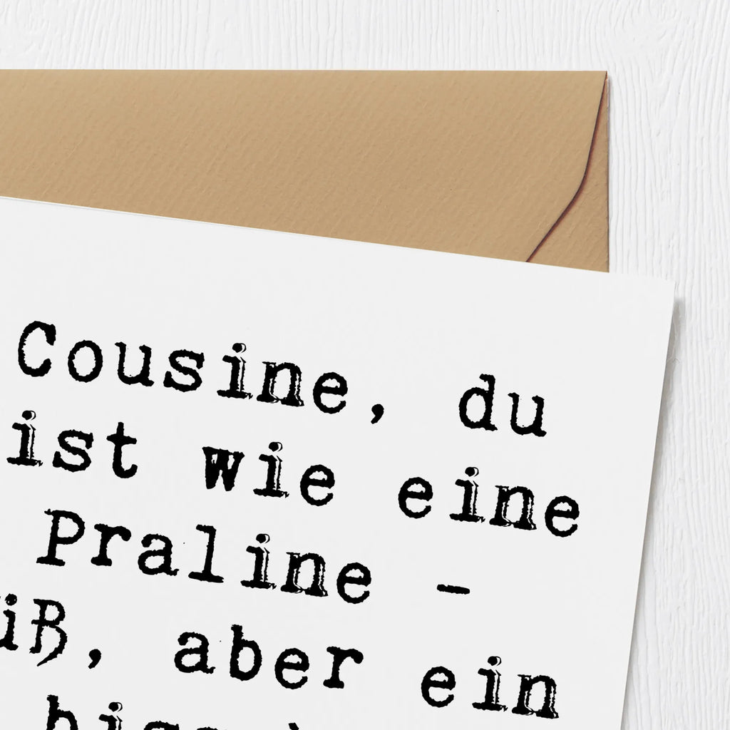 Deluxe Card Saying Cousine, du bist wie eine Praline - süß, aber ein bisschen verrückt! Grußkarte, Einladungskarte, Karte, Hochwertige Klappkarte, Glückwunschkarte, Geburtstagskarte, Hochzeitskarte, Hochwertige Grußkarte, Klappkarte, Familie, Vatertag, Muttertag, Bruder, Schwester, Mama, Papa, Oma, Opa