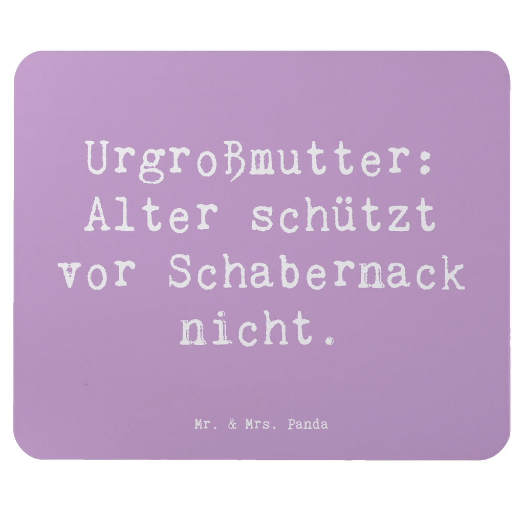 Mouse mat Saying Urgroßmutter: Alter schützt vor Schabernack nicht. Mausunterlage, Einzigartiges Mauspad, Arbeitszimmer, Computer zubehör, Designer Mauspad, Büroausstattung, Mousepad, Mauspad Büro, Mauspad, PC Zubehör, Familie, Vatertag, Muttertag, Bruder, Schwester, Mama, Papa, Oma, Opa