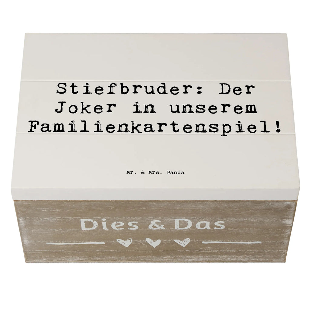 Holzkiste Spruch Stiefbruder: Der Joker in unserem Familienkartenspiel! Truhe, Erinnerungskiste, Geschenkdose, Erinnerungsbox, Dekokiste, Kiste, XXL, Geschenkbox, Schatzkiste, Holzkiste, Schatulle, Aufbewahrungsbox, Familie, Vatertag, Muttertag, Bruder, Schwester, Mama, Papa, Oma, Opa