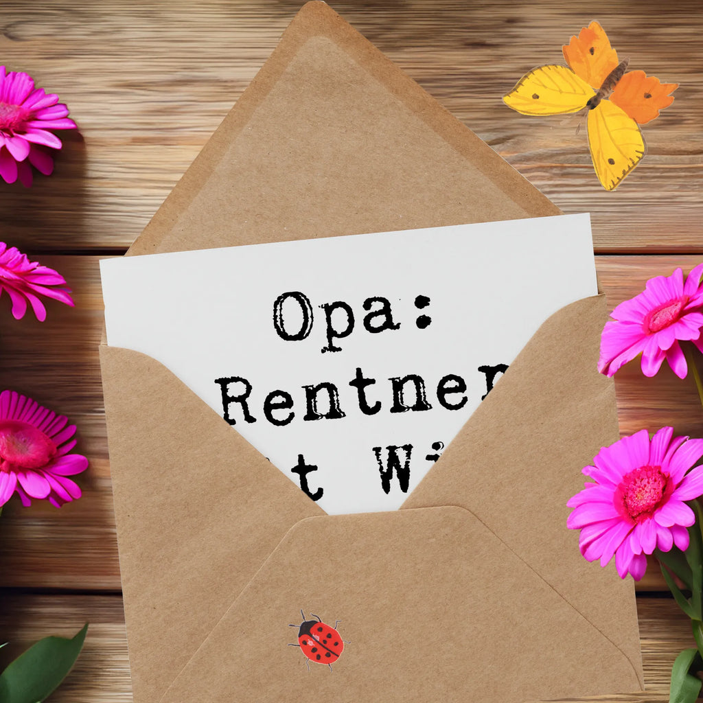 Deluxe Card Saying Opa: Rentner mit Witz und Charme. Hochwertige Klappkarte, Einladungskarte, Geburtstagskarte, Karte, Hochwertige Grußkarte, Klappkarte, Glückwunschkarte, Hochzeitskarte, Grußkarte, Familie, Vatertag, Muttertag, Bruder, Schwester, Mama, Papa, Oma, Opa