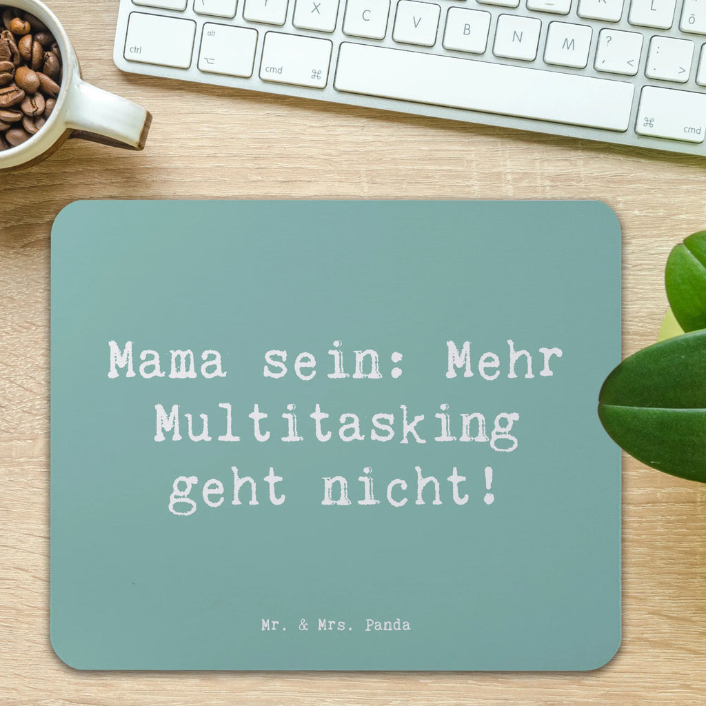 Mouse mat Saying Mama sein: Mehr Multitasking geht nicht! Mousepad, Computer zubehör, Büroausstattung, PC Zubehör, Arbeitszimmer, Mauspad, Einzigartiges Mauspad, Designer Mauspad, Mausunterlage, Mauspad Büro, Familie, Vatertag, Muttertag, Bruder, Schwester, Mama, Papa, Oma, Opa