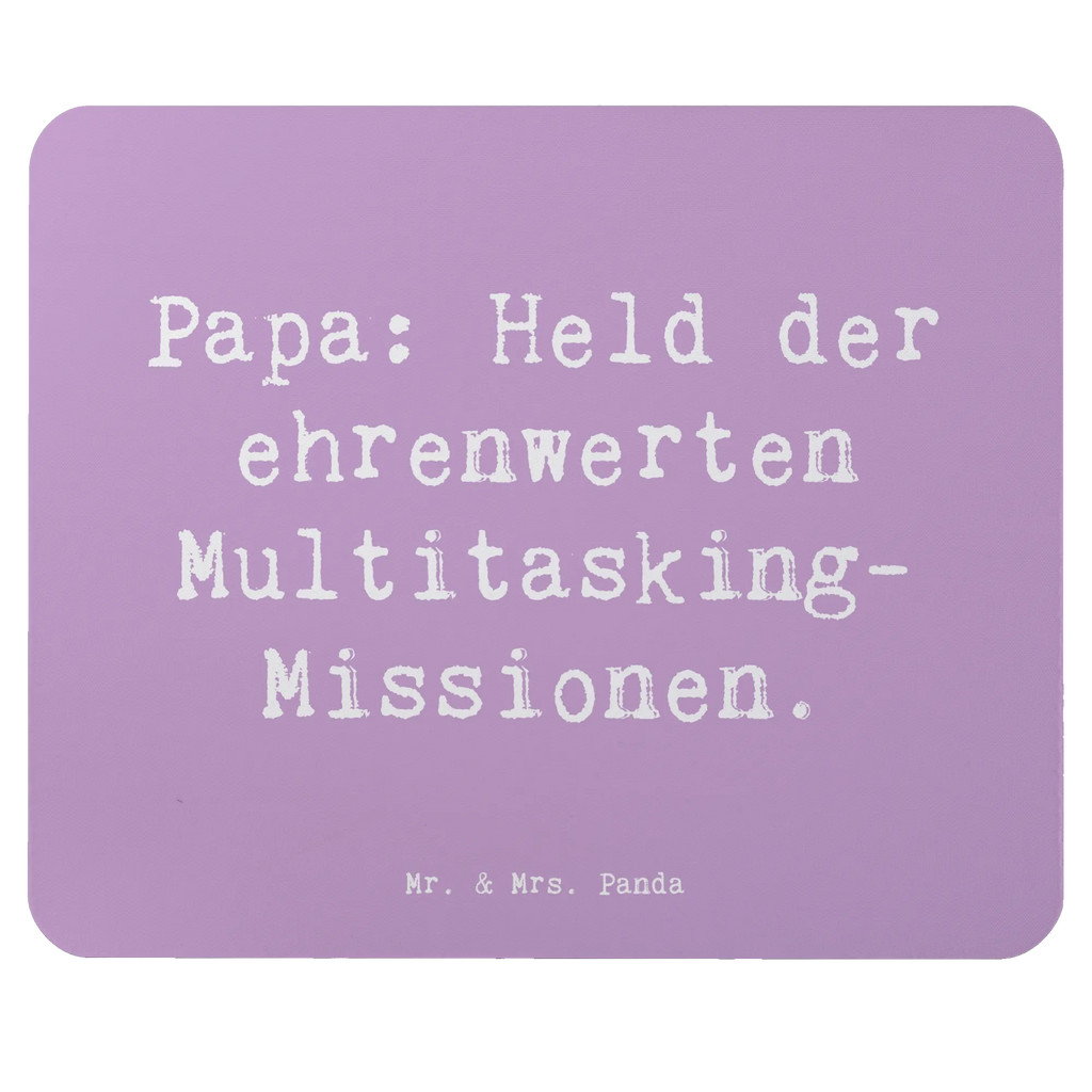 Mouse mat Saying Papa: Held der ehrenwerten Multitasking-Missionen. Mousepad, Computer zubehör, Büroausstattung, PC Zubehör, Arbeitszimmer, Mauspad, Einzigartiges Mauspad, Designer Mauspad, Mausunterlage, Mauspad Büro, Familie, Vatertag, Muttertag, Bruder, Schwester, Mama, Papa, Oma, Opa