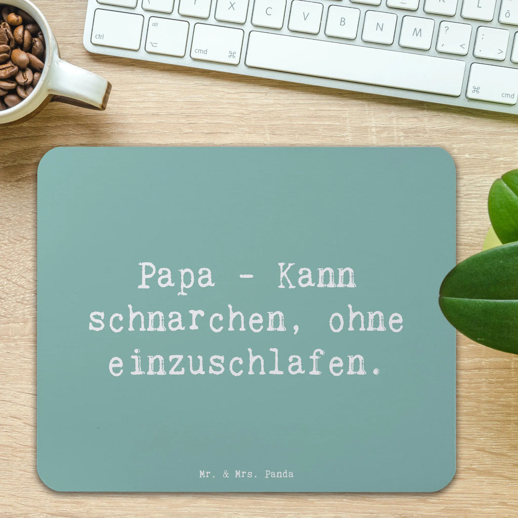 Mouse mat Saying Papa - Kann schnarchen, ohne einzuschlafen. Mousepad, Computer zubehör, Büroausstattung, PC Zubehör, Arbeitszimmer, Mauspad, Einzigartiges Mauspad, Designer Mauspad, Mausunterlage, Mauspad Büro, Familie, Vatertag, Muttertag, Bruder, Schwester, Mama, Papa, Oma, Opa