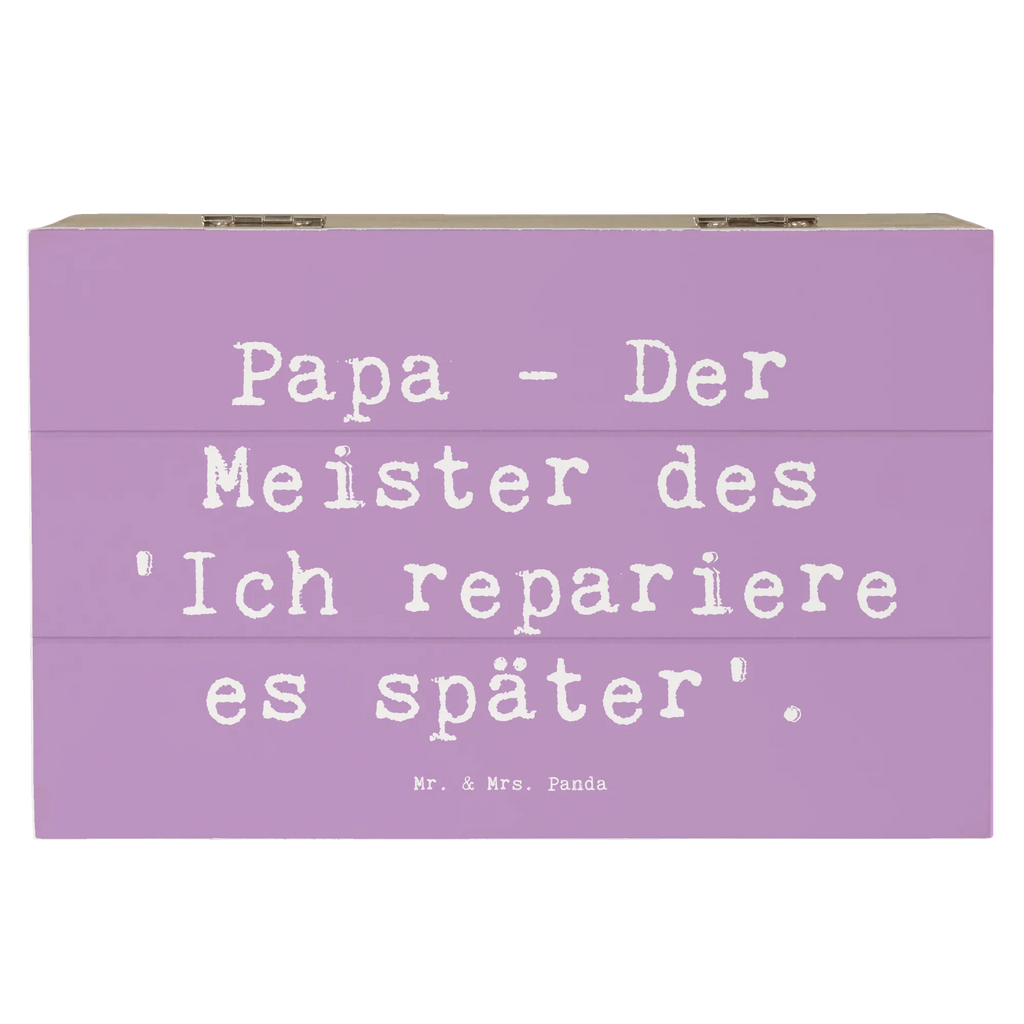 Wooden chest Saying Papa - Der Meister des 'Ich repariere es später'. Aufbewahrungsbox aus Holz, fotobox, Erinnerungskiste, Box aus Holz, aufbewahrungskiste mit deckel, Holzbox mit Deckel, schmuckbox, schatzkiste holz, Box, holzschatulle, Holztruhe, schmuckkiste, fotokiste, Kiste, schatztruhe, holzkästchen, truhe mit deckel, Geschenkbox, erinnerungsbox holz, Holzbox, geschenkbox holz, Aufbewahrungsbox, kiste holz, Schatzkiste, box holz, schmucktruhe, Kiste mit Deckel, holzschachtel, Holz Aufbewahrungsbox, Schatulle, Aufbewahrungskiste, geschenkkiste, truhe holz, Holzkiste mit Deckel, Erinnerungsbox, Aufbewahrungstruhe, Truhe, Aufbewahrungsbox Holz, geschenkbox mit deckel, Holzkiste, Vatertag, Opa, Familie, Mama, Oma, Papa, Schwester, Muttertag, Bruder