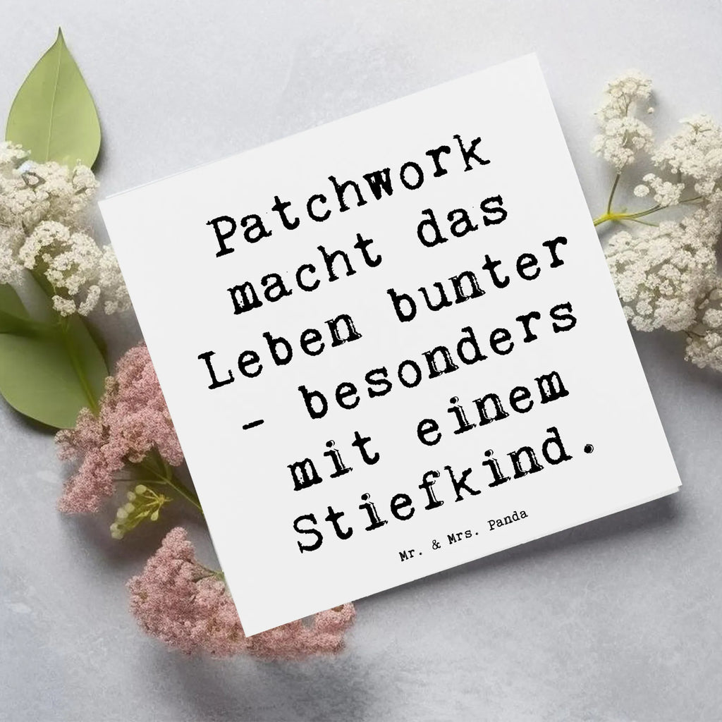 Deluxe Card Saying Patchwork macht das Leben bunter - besonders mit einem Stiefkind. Hochwertige Klappkarte, Karte, Hochwertige Grußkarte, Hochzeitskarte, Klappkarte, Einladungskarte, Geburtstagskarte, Glückwunschkarte, Grußkarte, Familie, Vatertag, Muttertag, Bruder, Schwester, Mama, Papa, Oma, Opa