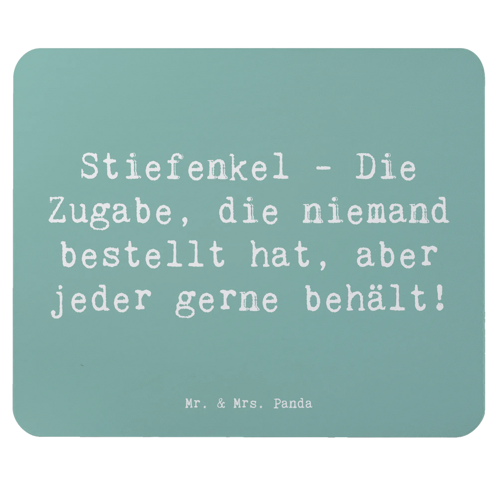 Mouse mat Saying Stiefenkel - Die Zugabe, die niemand bestellt hat, aber jeder gerne behält! Mousepad, Computer zubehör, Büroausstattung, PC Zubehör, Arbeitszimmer, Mauspad, Einzigartiges Mauspad, Designer Mauspad, Mausunterlage, Mauspad Büro, Familie, Vatertag, Muttertag, Bruder, Schwester, Mama, Papa, Oma, Opa