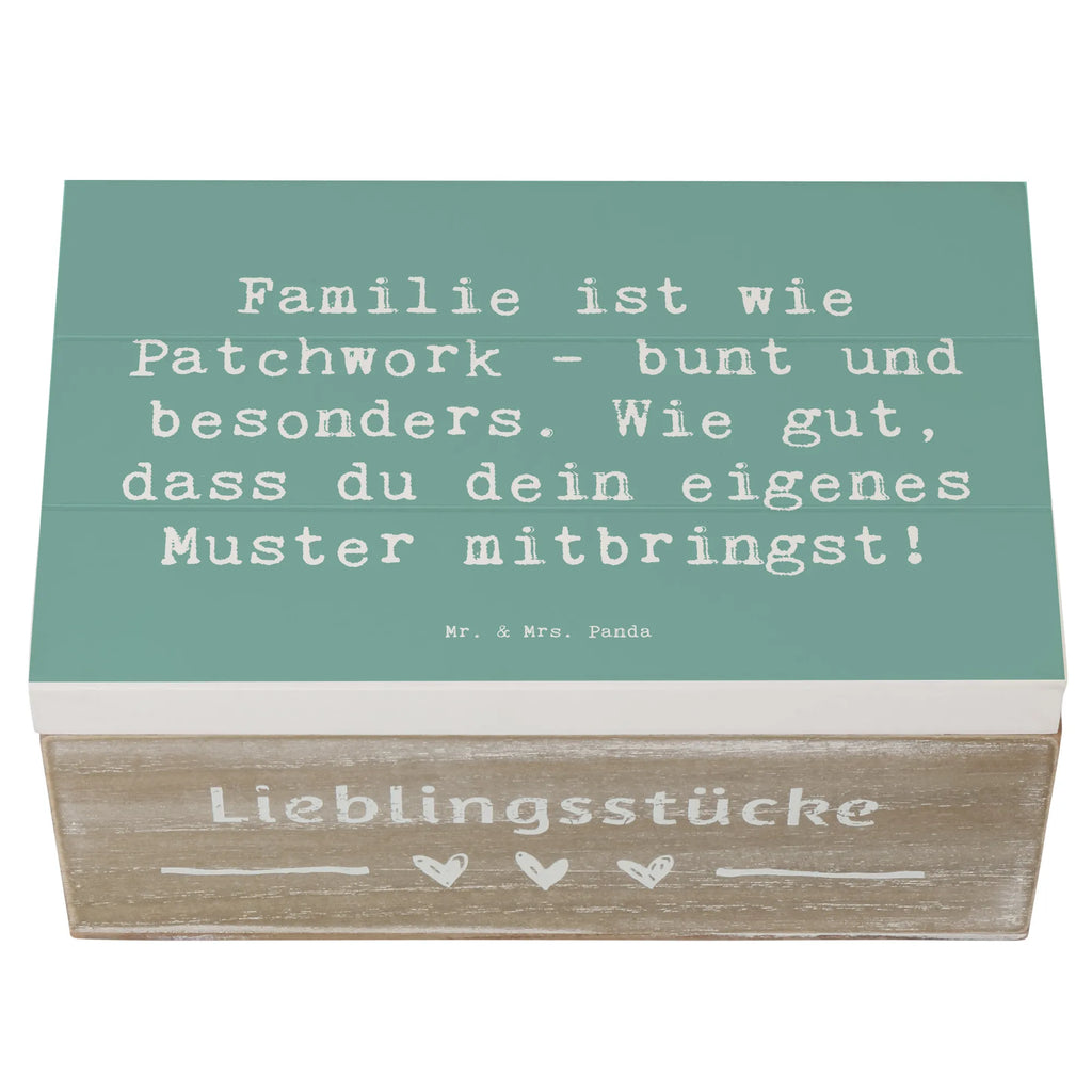 Holzkiste Spruch Adoptivkind Patchworkfamilie Schatulle, Geschenkbox, Geschenkdose, Erinnerungsbox, Erinnerungskiste, Dekokiste, Kiste, XXL, Aufbewahrungsbox, Schatzkiste, Holzkiste, Truhe, Familie, Vatertag, Muttertag, Bruder, Schwester, Mama, Papa, Oma, Opa