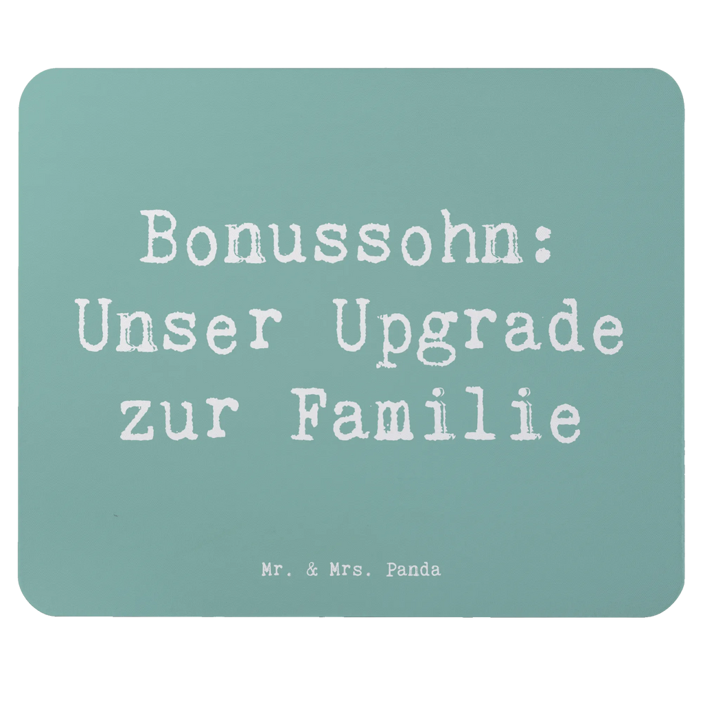 Mouse mat Saying Bonussohn: Unser Upgrade zur Familie Mousepad, Computer zubehör, Büroausstattung, PC Zubehör, Arbeitszimmer, Mauspad, Einzigartiges Mauspad, Designer Mauspad, Mausunterlage, Mauspad Büro, Familie, Vatertag, Muttertag, Bruder, Schwester, Mama, Papa, Oma, Opa