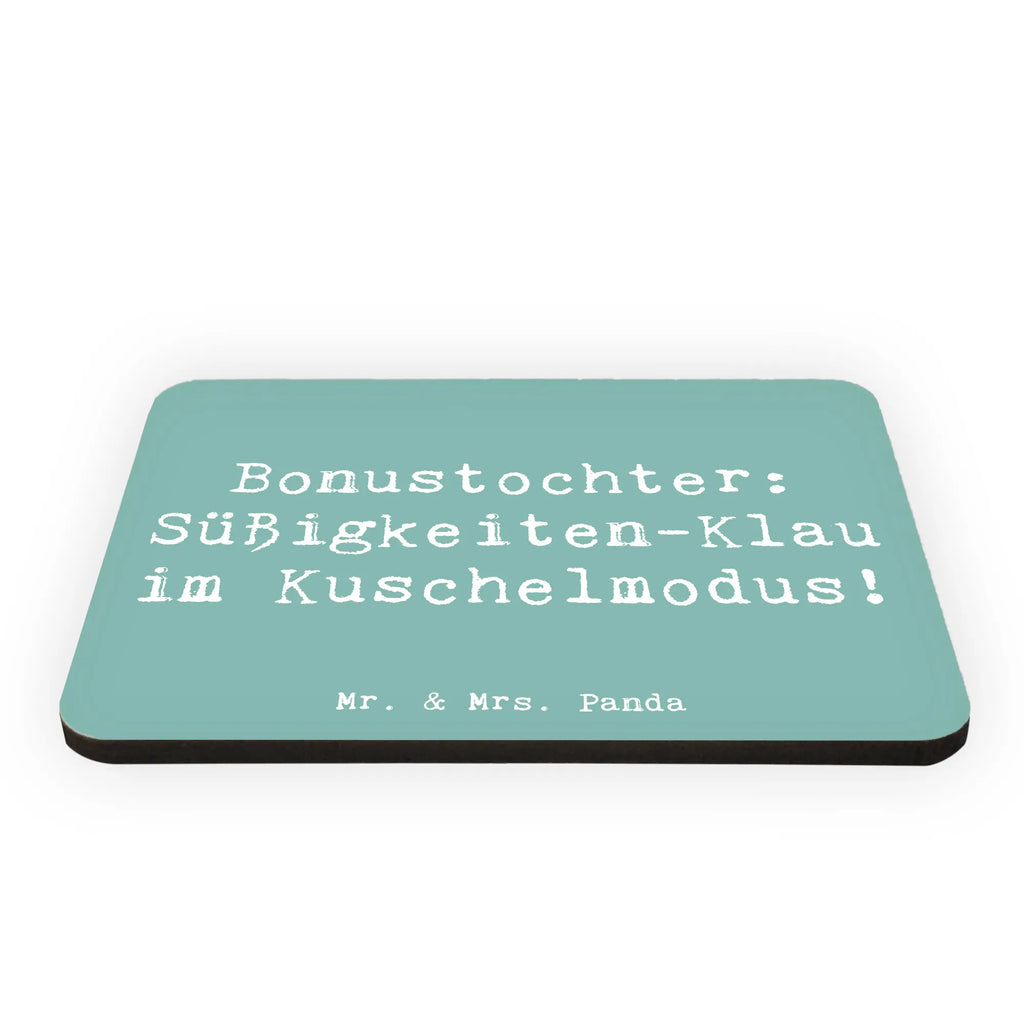 Magnet Spruch Bonustochter Überraschungen Whiteboard Magnet, Motivmagnete, Notiz Magnet, Pinnwandmagnet, Kühlschrankmagnet, Kühlschrank Dekoration, Dekomagnet, Souvenir Magnet, Familie, Vatertag, Muttertag, Bruder, Schwester, Mama, Papa, Oma, Opa