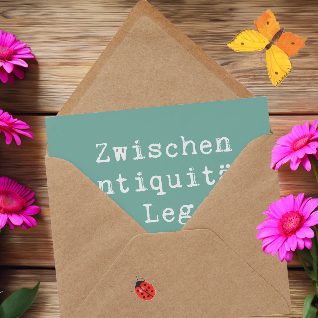 Deluxe Card Saying Zwischen Antiquität und Legende - Der Großonkel. Einladungskarte, Geburtstagskarte, Klappkarte, Karte, Glückwunschkarte, Hochwertige Klappkarte, Hochwertige Grußkarte, Grußkarte, Hochzeitskarte, Familie, Vatertag, Muttertag, Bruder, Schwester, Mama, Papa, Oma, Opa