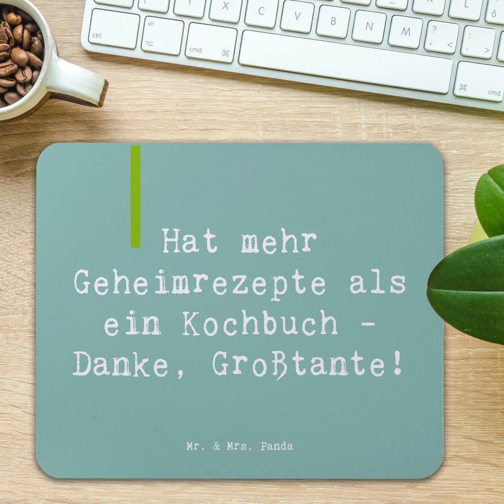 Mouse mat Saying Hat mehr Geheimrezepte als ein Kochbuch - Danke, Großtante! Mousepad, Computer zubehör, Büroausstattung, PC Zubehör, Arbeitszimmer, Mauspad, Einzigartiges Mauspad, Designer Mauspad, Mausunterlage, Mauspad Büro, Familie, Vatertag, Muttertag, Bruder, Schwester, Mama, Papa, Oma, Opa