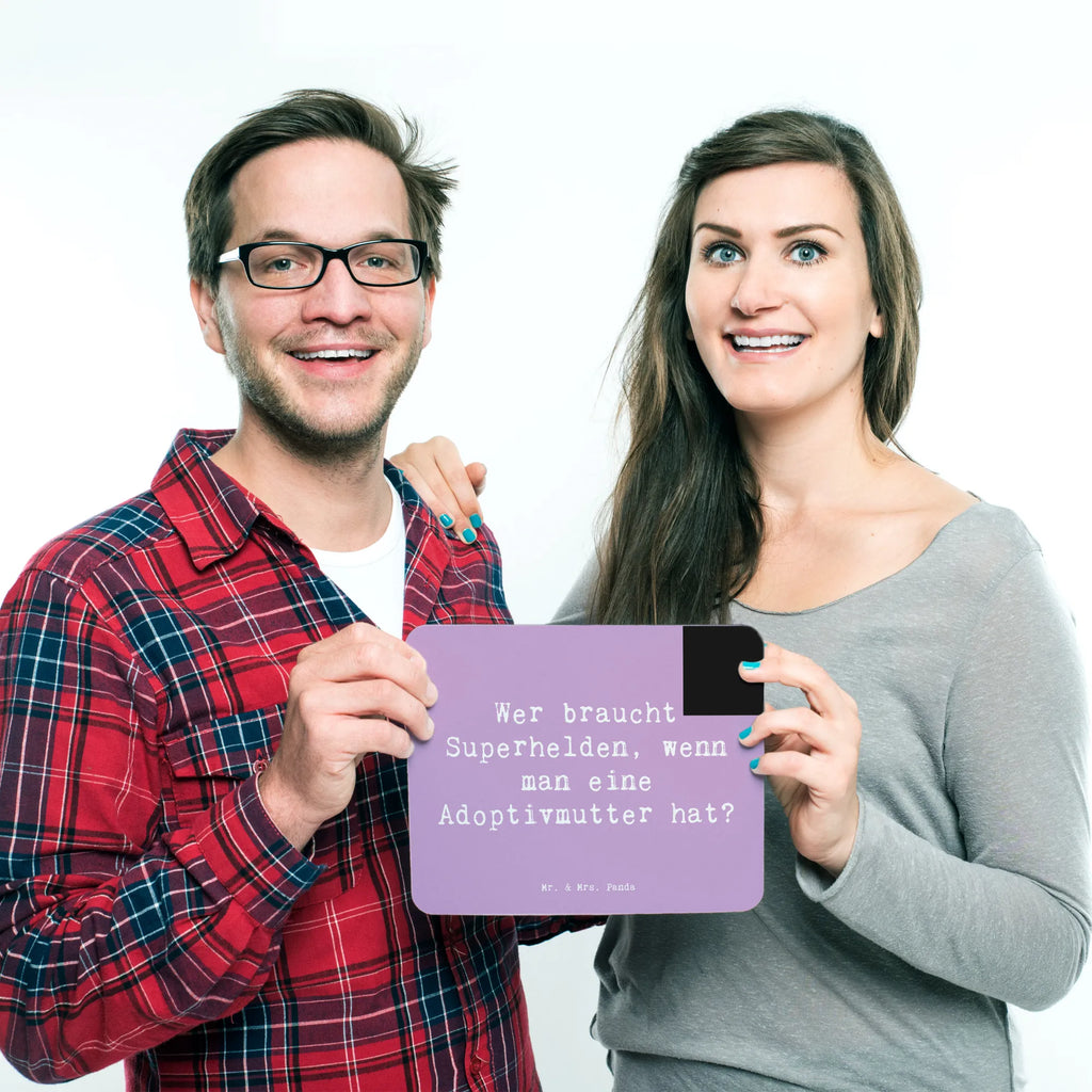 Mouse mat Saying Wer braucht Superhelden, wenn man eine Adoptivmutter hat? Mousepad, Computer zubehör, Büroausstattung, PC Zubehör, Arbeitszimmer, Mauspad, Einzigartiges Mauspad, Designer Mauspad, Mausunterlage, Mauspad Büro, Familie, Vatertag, Muttertag, Bruder, Schwester, Mama, Papa, Oma, Opa