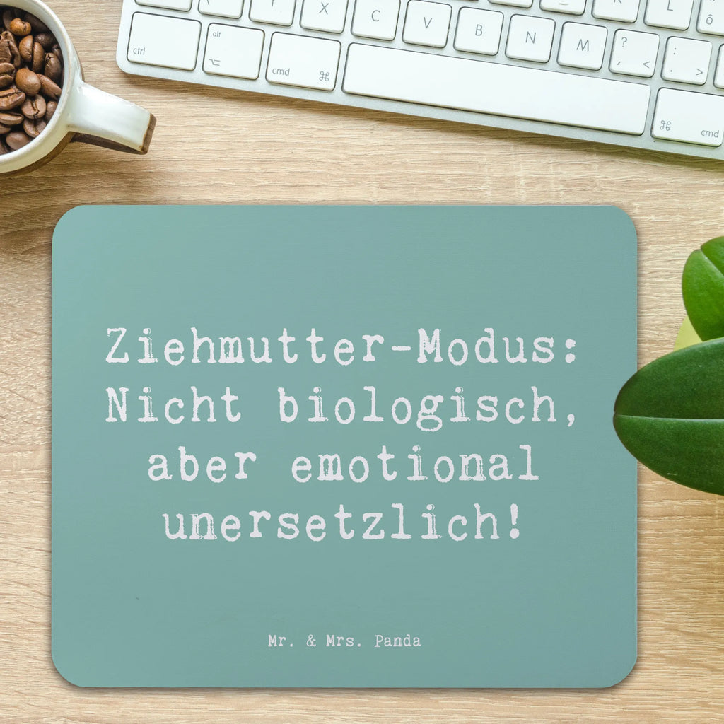Mouse mat Saying Ziehmutter-Modus: Nicht biologisch, aber emotional unersetzlich! Mousepad, Computer zubehör, Büroausstattung, PC Zubehör, Arbeitszimmer, Mauspad, Einzigartiges Mauspad, Designer Mauspad, Mausunterlage, Mauspad Büro, Familie, Vatertag, Muttertag, Bruder, Schwester, Mama, Papa, Oma, Opa