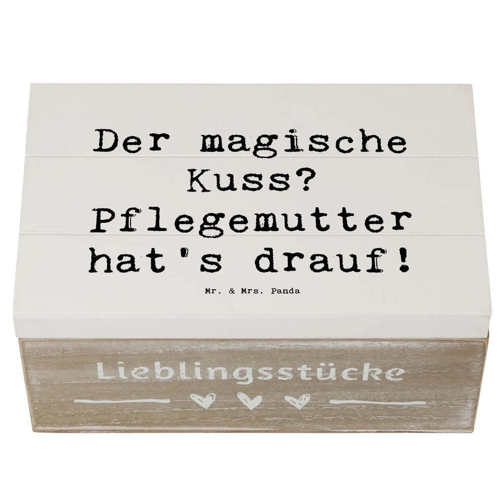 Holzkiste Spruch Pflegemutter Kuss Truhe, Schatulle, Holzkiste, XXL, Erinnerungsbox, Aufbewahrungsbox, Kiste, Geschenkbox, Geschenkdose, Erinnerungskiste, Dekokiste, Schatzkiste, Familie, Vatertag, Muttertag, Bruder, Schwester, Mama, Papa, Oma, Opa