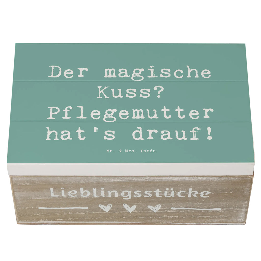 Holzkiste Spruch Pflegemutter Kuss Truhe, Schatulle, Holzkiste, XXL, Erinnerungsbox, Aufbewahrungsbox, Kiste, Geschenkbox, Geschenkdose, Erinnerungskiste, Dekokiste, Schatzkiste, Familie, Vatertag, Muttertag, Bruder, Schwester, Mama, Papa, Oma, Opa