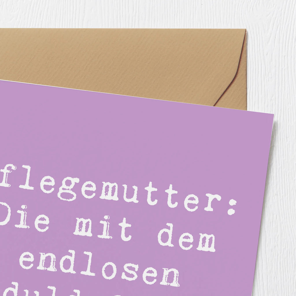 Deluxe Card Saying Pflegemutter: Die mit dem endlosen Geduldsfaden. Geburtstagskarte, Karte, Klappkarte, Einladungskarte, Hochwertige Grußkarte, Hochwertige Klappkarte, Glückwunschkarte, Grußkarte, Hochzeitskarte, Familie, Vatertag, Muttertag, Bruder, Schwester, Mama, Papa, Oma, Opa