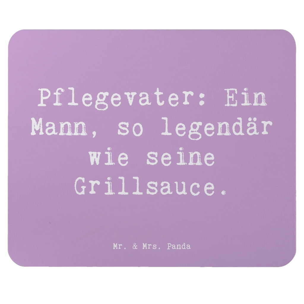 Mouse mat Saying Pflegevater: Ein Mann, so legendär wie seine Grillsauce. Mousepad, Computer zubehör, Büroausstattung, PC Zubehör, Arbeitszimmer, Mauspad, Einzigartiges Mauspad, Designer Mauspad, Mausunterlage, Mauspad Büro, Familie, Vatertag, Muttertag, Bruder, Schwester, Mama, Papa, Oma, Opa