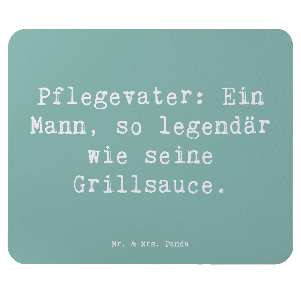Mouse mat Saying Pflegevater: Ein Mann, so legendär wie seine Grillsauce. Mousepad, Computer zubehör, Büroausstattung, PC Zubehör, Arbeitszimmer, Mauspad, Einzigartiges Mauspad, Designer Mauspad, Mausunterlage, Mauspad Büro, Familie, Vatertag, Muttertag, Bruder, Schwester, Mama, Papa, Oma, Opa