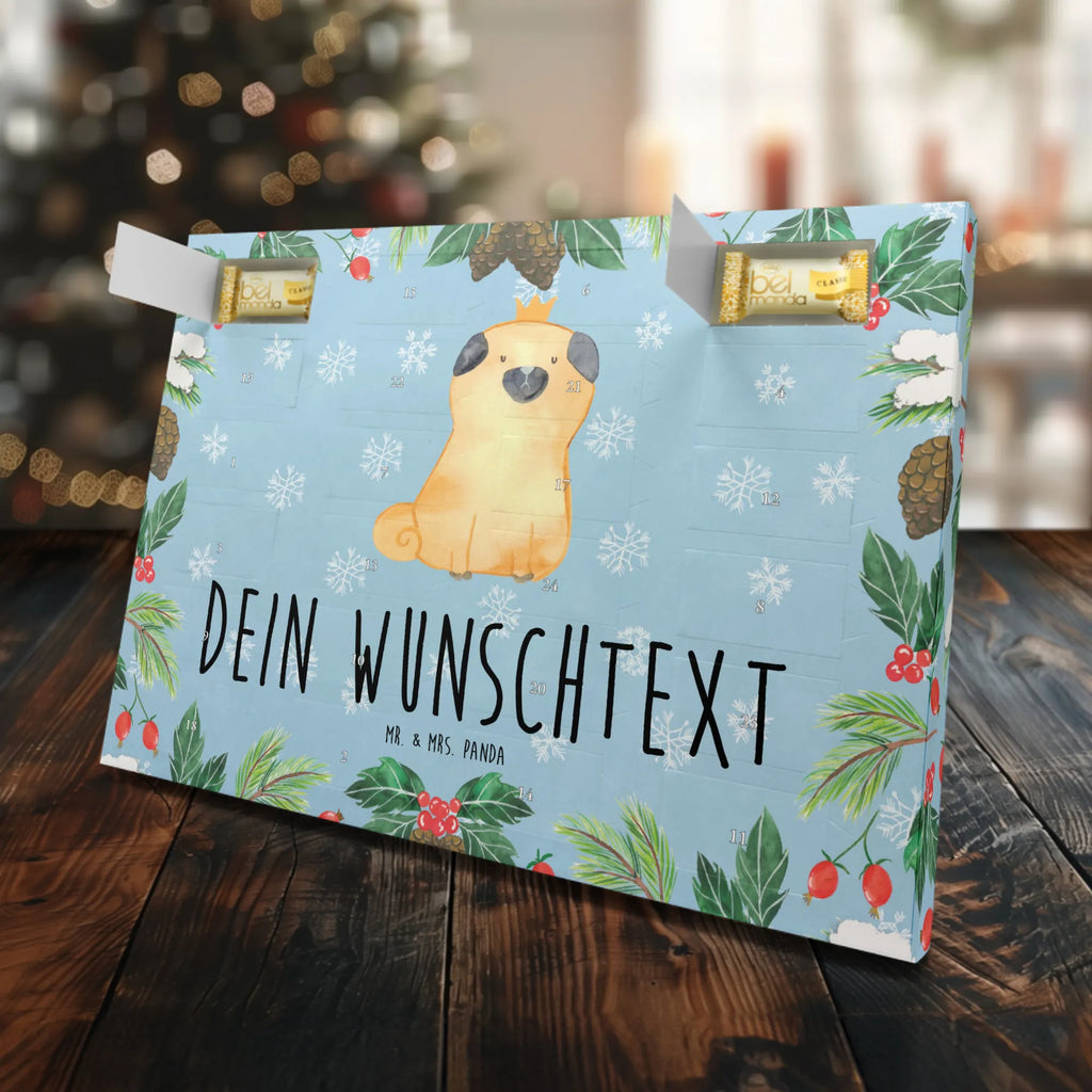 Personalisierter Marzipan Adventskalender Mops Krone Personalisierter Marzipan Adventskalender, Hund, Hundemotiv, Haustier, Hunderasse, Tierliebhaber, Hundebesitzer, Sprüche, lustig, kinderlos, Hausregel, Mops, Hundebesitzer. Spruch, allergisch