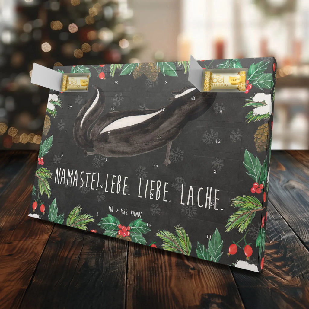Marzipan Adventskalender Stinktier Yoga Marzipan Adventskalender, Stinktier, Skunk, Wildtier, Stinki, Yoga, Raubtier, Lebe, Lache, Liebe, Stinker, Namaste